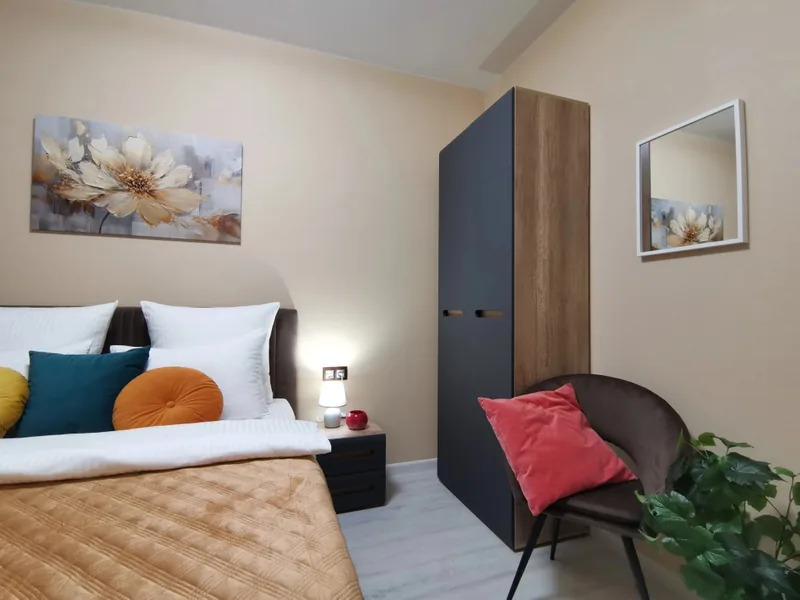 Фасад / вход «3х комнатная от life apartments у метро»