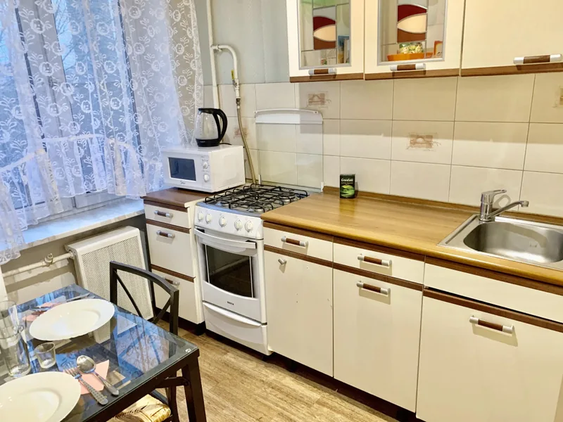 Номер Standard с балконом и с красивым видом из окна в апартаментах «рядом с метро Тульская»
