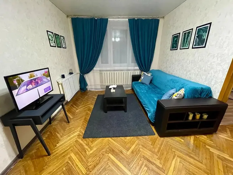Номер в апартаментах «Уютная у метро Сокол»