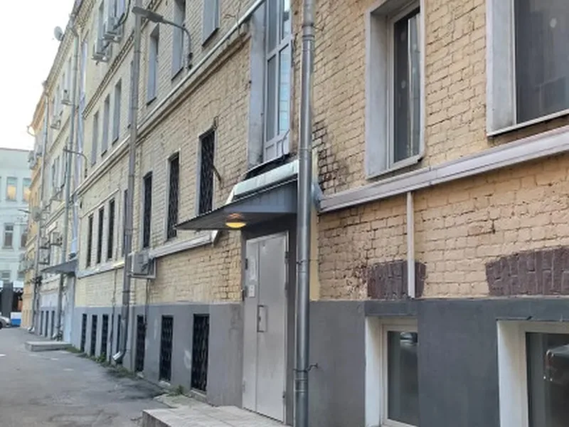 Фасад / вход «Квартира-студия около площади трёх вокзалов»