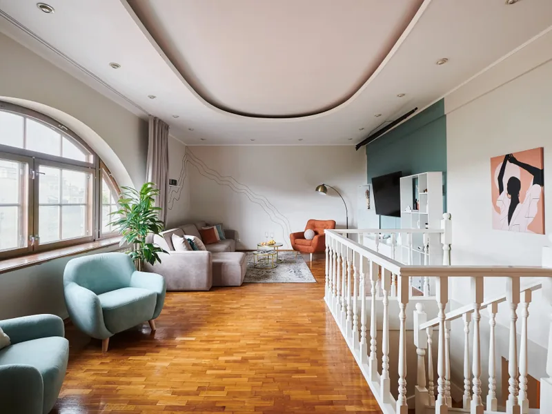 Ресепшн / лобби «GM Apartments Двухуровневая с мансардой у Патриарших Прудов»