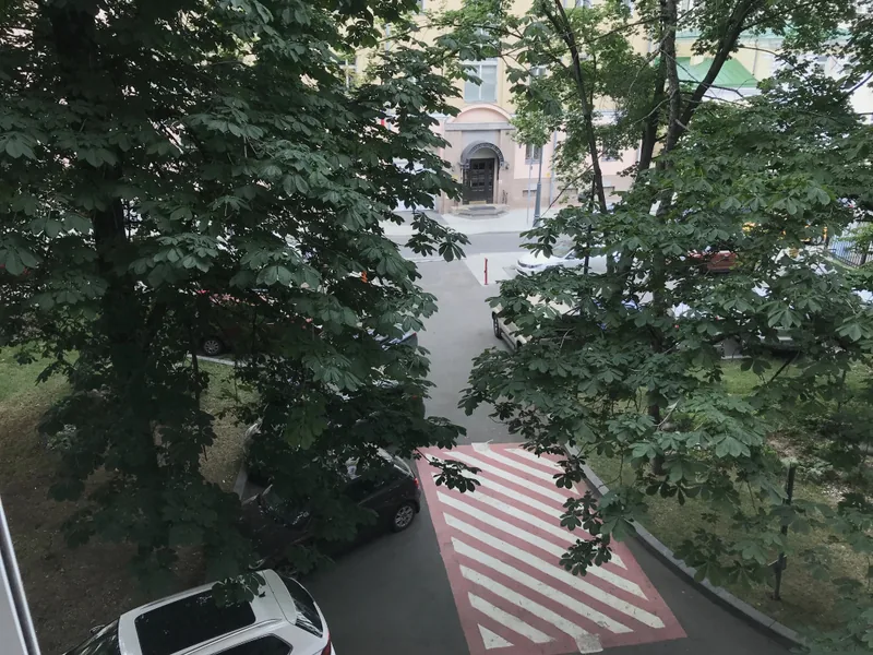 Фасад / вход «Family Flats Vspolniy»
