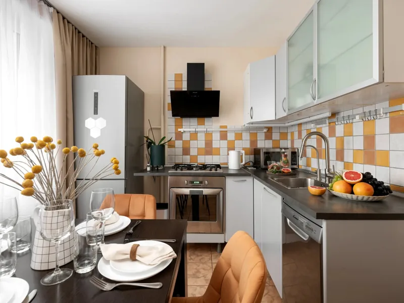 Другие фото апартаментов «GM Apartments Дизайнерская трешка с балконами в Доме на ножках»