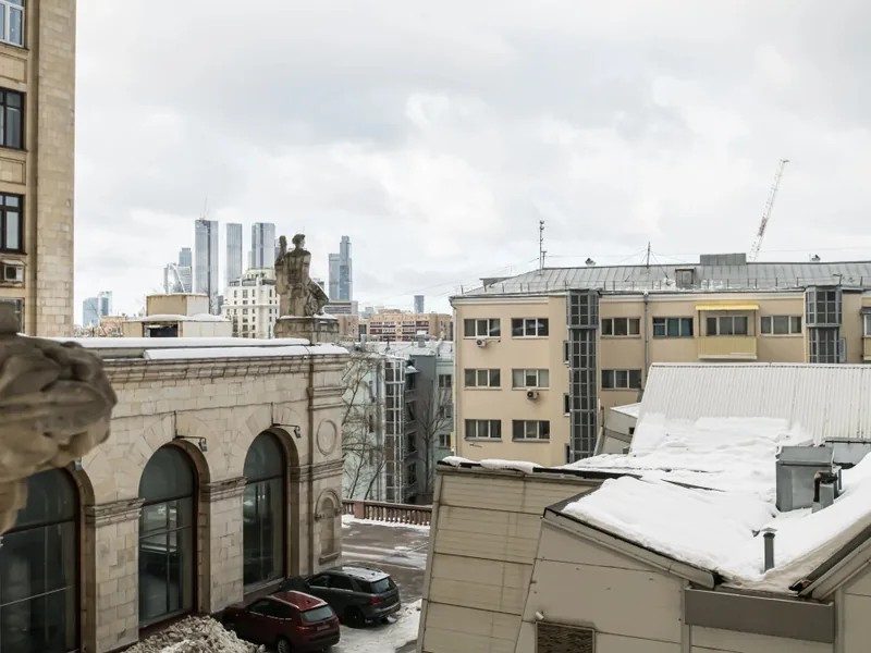 Фасад / вход «GM Apartments в Сталинской высотке»