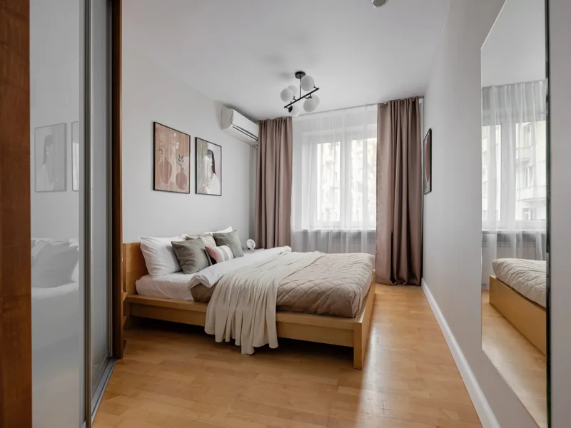 Фасад / вход «GM Apartments Стильная Трехкомнатная с балконом и видом на Патриаршие»