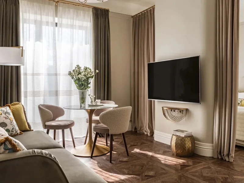 Номер в апартаментах «Moscow Deluxe Apartments Grand Residence SLAVA»
