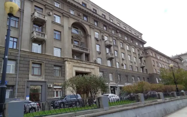 Апартаменты Holiday Apartment с видом на Москва-Сити, Кутузовский пр-т, 33, Москва