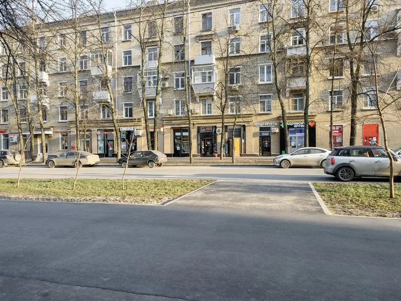 Фасад / вход «на Ивана Бабушкина 18 к1»