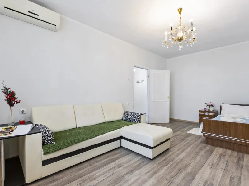Номер в апартаментах «Kvartira Komfort Klassa Na 4 Cheloveka Apartments»