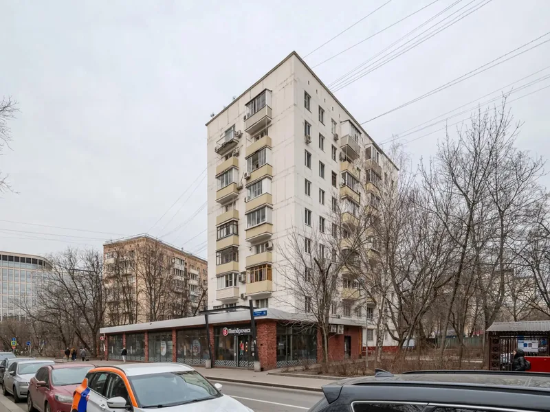 Фасад / вход «Кварт-Отель, Грузинский пер. 10 (2)»
