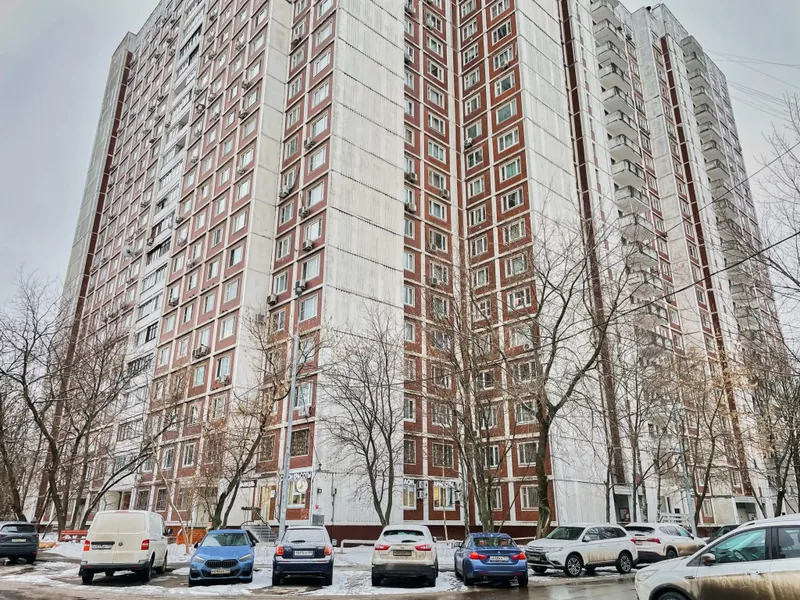 Фасад / вход «у Метро Новые Черёмушки Рядом с Клинической Больницей 31 ПоживёмТут»