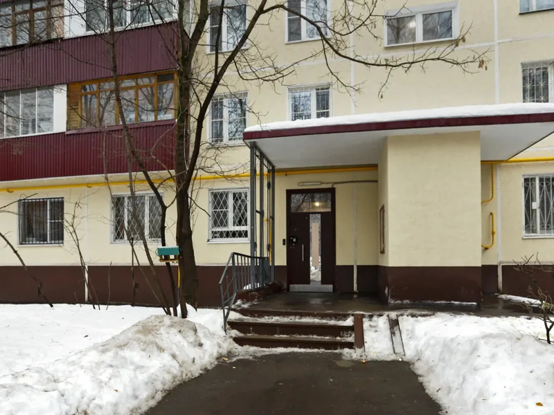 Фасад / вход «МаксРеалти24 Народного Ополчения»