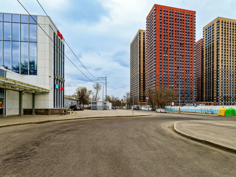 Фасад / вход «МаксРеалти24 студия проезд Стройкомбината д.1»