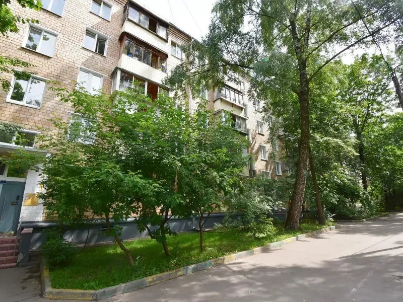Фасад / вход «Москва Первомайская 57»