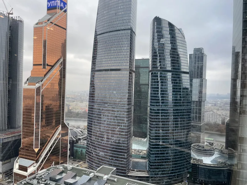 Фасад / вход «в Neva Towers в Москва-Сити»