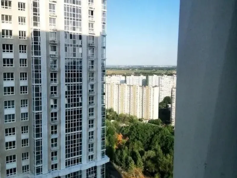 Фасад / вход «Светлая квартира с дизайнерским ремонтом около метро»