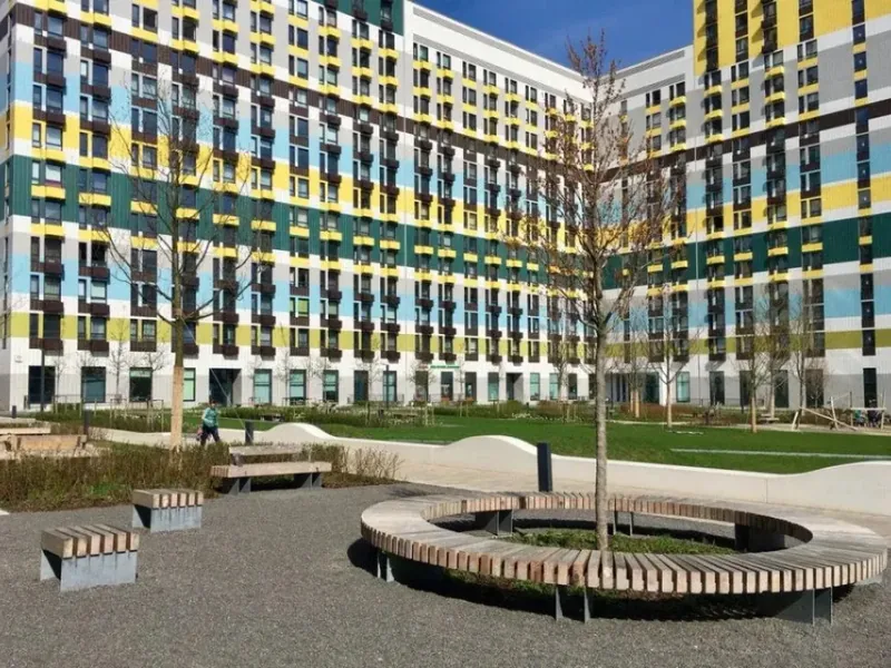 Фасад / вход «однокомнатная ЛайлаТов в новом ЖК на метро Аннино»