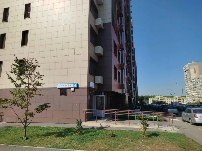Фасад / вход «Апартаменты по Карману с Самостоятельным Заселением»