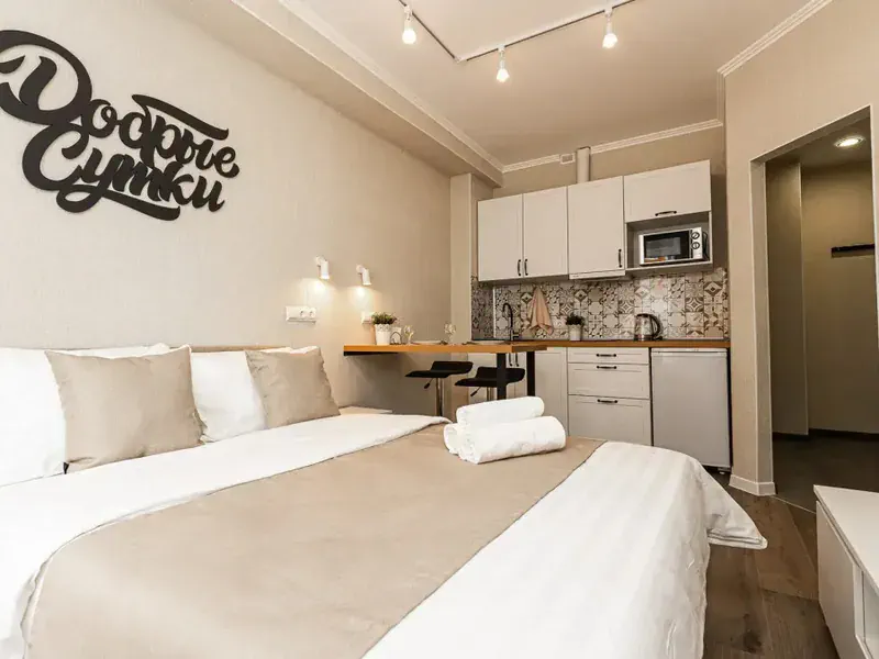 Апартаменты Счастливые метры возле Сколково с рабочим местом, бульвар Эйнштейна, д.2, Москва