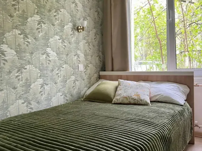 Студия с красивым видом из окна в апартаментах «Студия Изумруд M в 5 минутах от Гематологии»