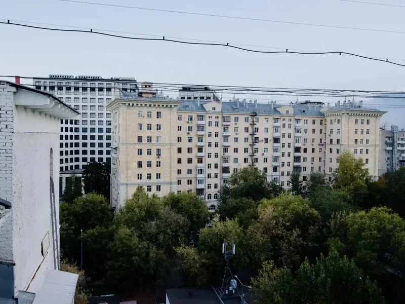 Фасад / вход «свободна на Большой Дорогомиловской 9»