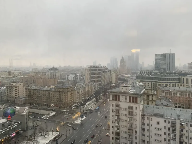 Фасад / вход «свободна на Новом Арбате»