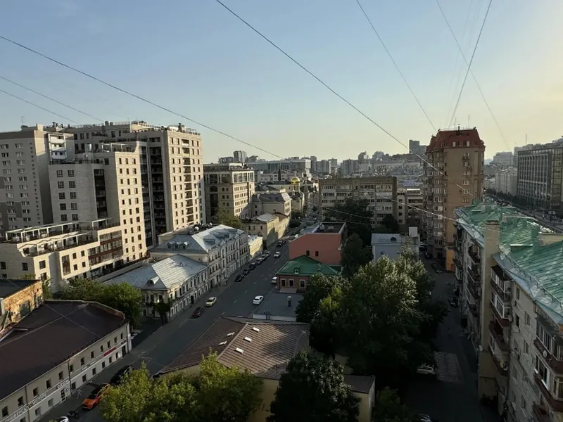 Фасад / вход «свободна на улице Зацепа»