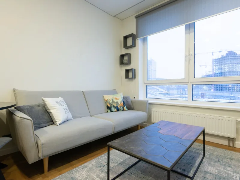 Ресепшн / лобби «Three-Bedroom Apartment for 2+2+2 by Lo Apartments»