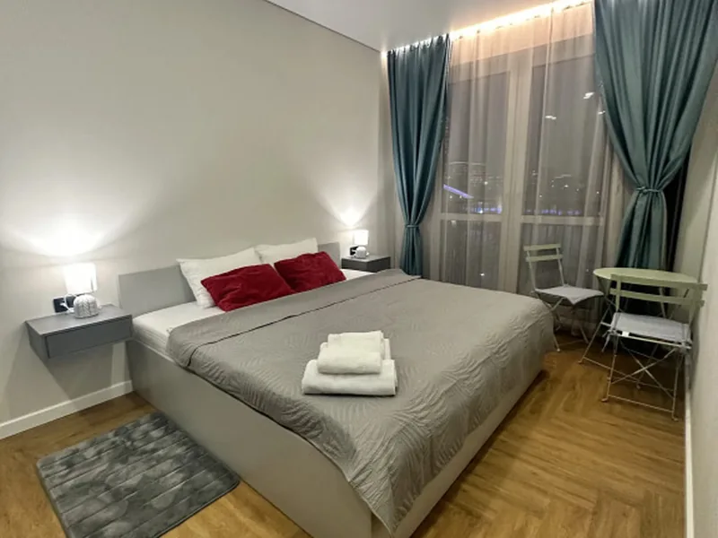 Другие фото апартаментов «Three-Bedroom Apartment for 2+2+2 by Lo Apartments»