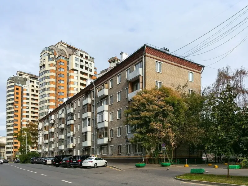 Фасад / вход «в самом центре Хамовниках»