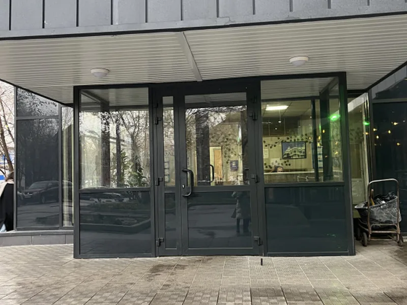 Фасад / вход «студия в Рогожской слободе»
