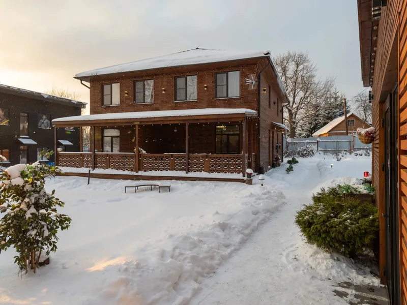 Фасад / вход «дом Dacha Place»