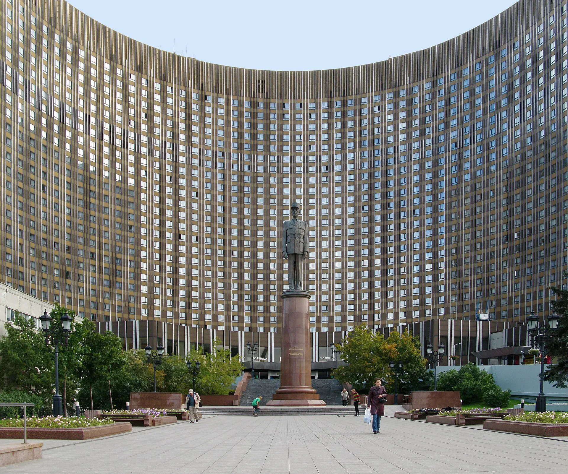Гостиница «Космос», проспект Мира, 150, Москва