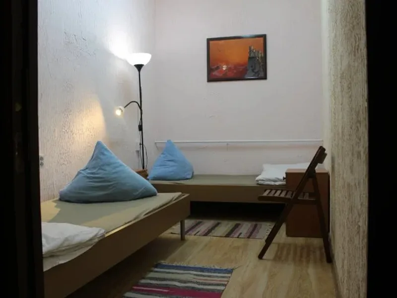Hostel Dvorik, Prospekt 40 Let Ortyabrya 7, 109387, Москва