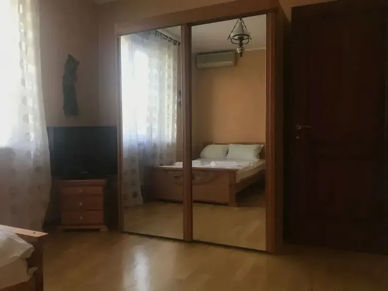 Фасад / вход «Green Rest»