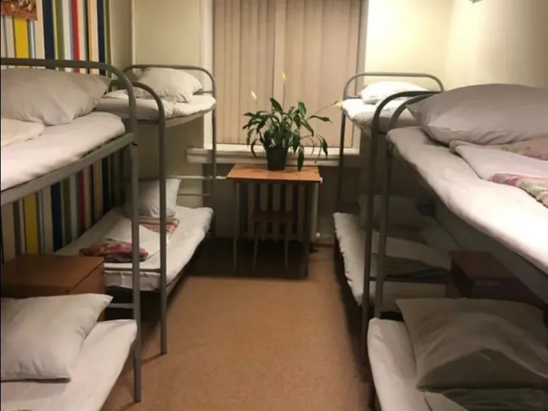 Номер в хостеле «Molodyozhnaya Hostel»