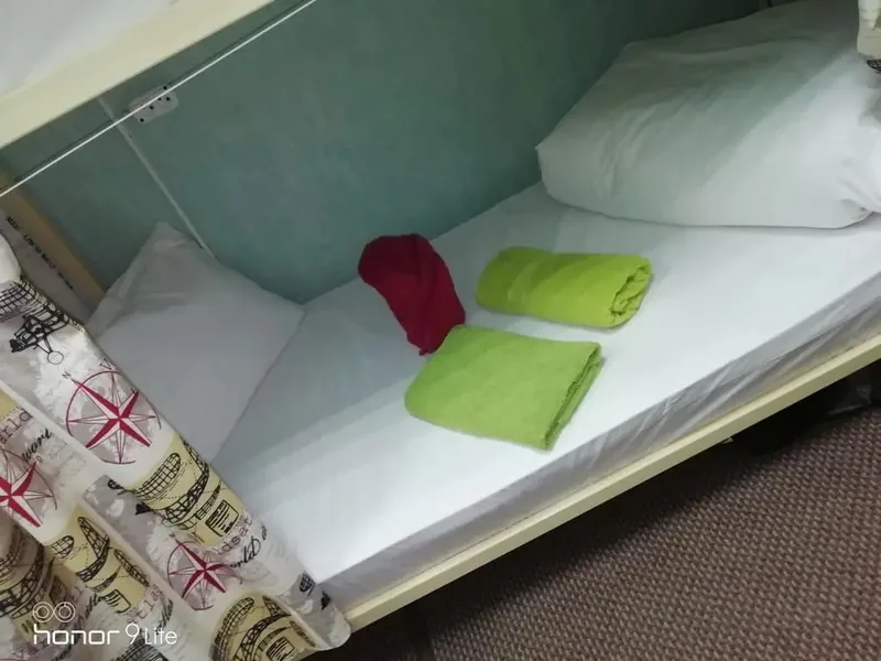 Кровать в общем номере (мужской номер) в хостеле «Filosof Hostel Na Taganke»