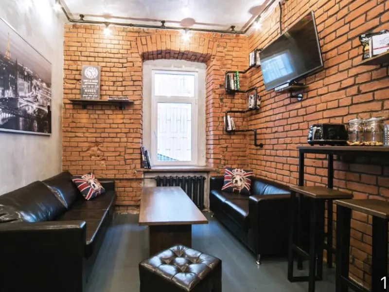 Фасад / вход «Loft Hostel 77»