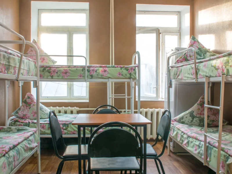 Кровать в общем номере (мужской номер) в хостеле «HotelHot Красносельская»