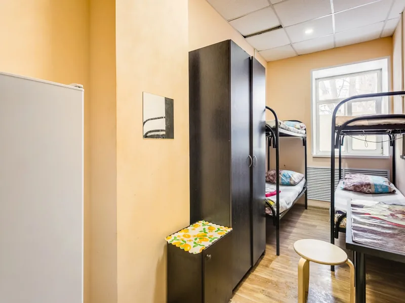 Кровать в общем номере (женский номер) в хостеле «Karamel - Hostel»