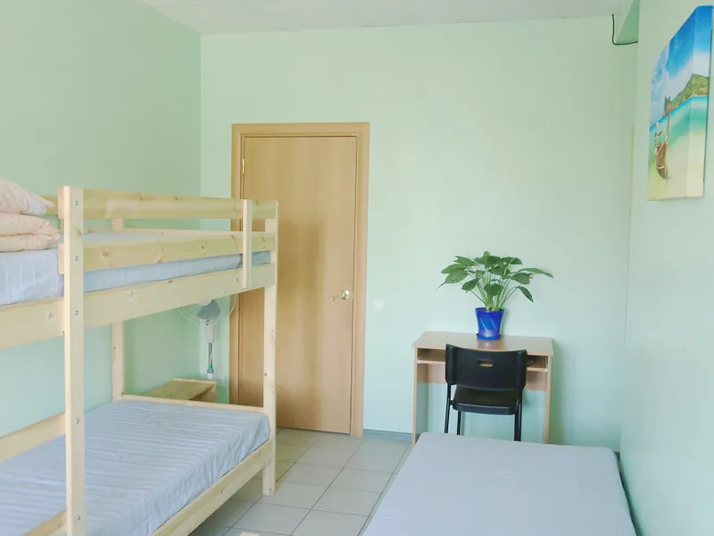 Кровать в общем номере (женский номер) в хостеле «Эрэл»