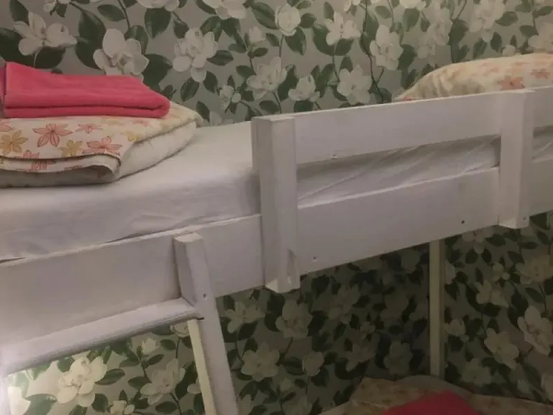 Кровать в общем номере (мужской номер) в хостеле «Artist Hostel на Цветном Бульваре»