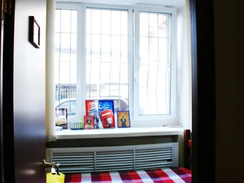 Open Hostel Pyjamas, Большой Златоустинский пер., д. 3, лит. А/2, кв. 45, Москва