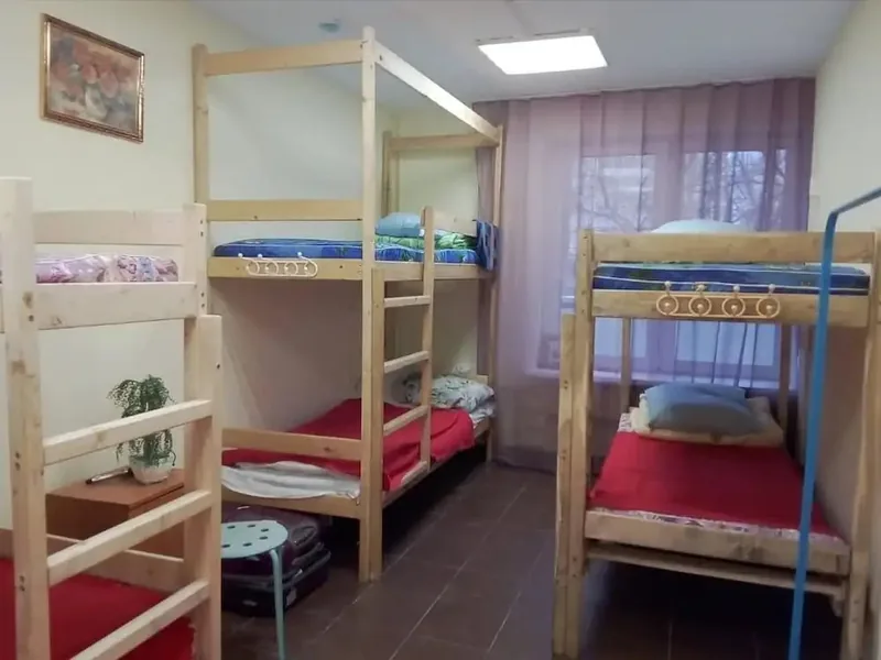 Кровать в общем номере (женский номер) в хостеле ««Скай»»
