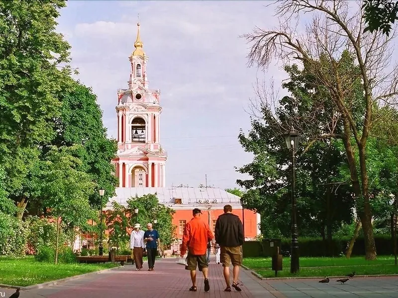 Фасад / вход «Весна»