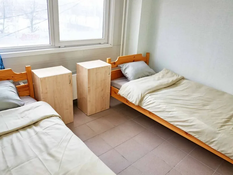 Номер в хостеле «Komfort Hostel»