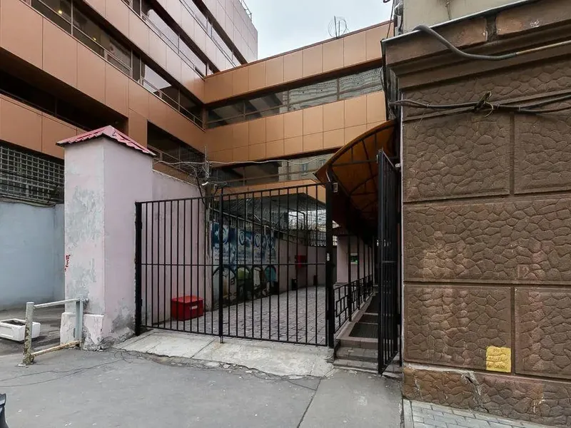 Фасад / вход «Absolute Hostel»