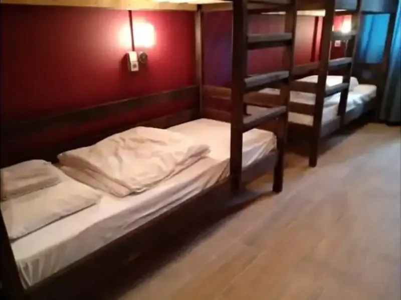 Кровать в общем номере в хостеле «South west hostel ФГБу Кулакова»