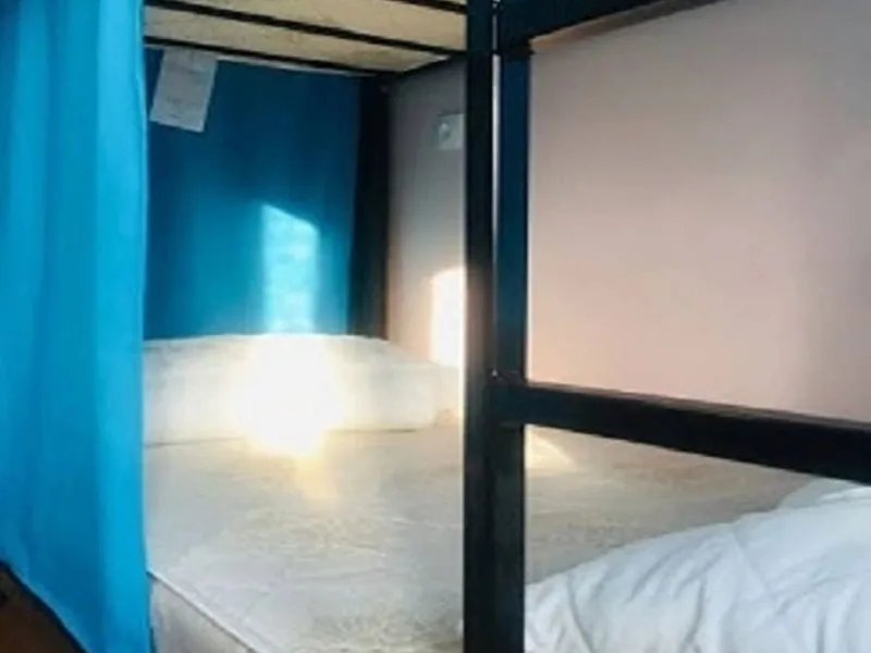 Кровать в общем номере в хостеле «Travel Inn Серпуховская»