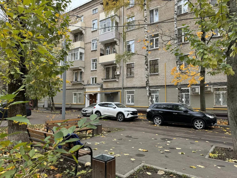 Фасад / вход «2к с джакузи 3 мин от м. Свиблово 52м 3 кровати»